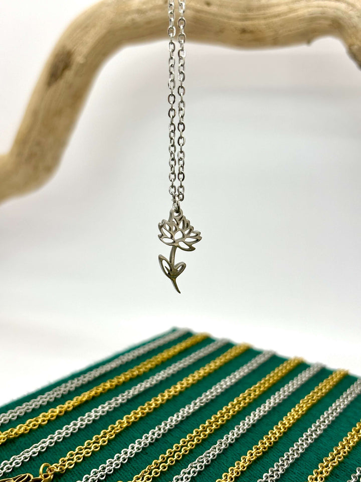 JULY WATER LILLY NECKLACE